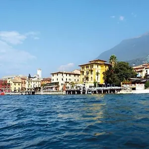 Hotel Malcesine Мальчезине