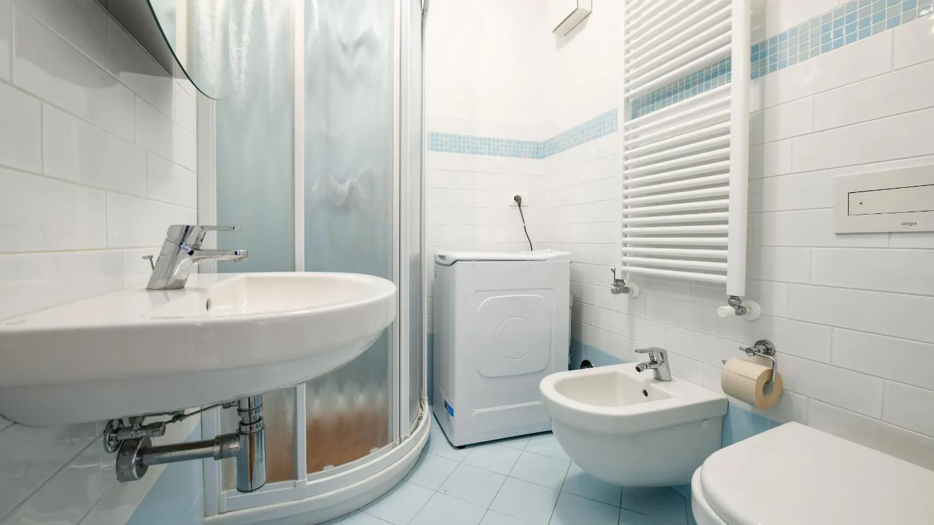 La Perla Malcesine Mgh 5 Apartment 0*,  Italy